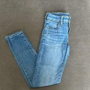 women’s AE skinny jeans